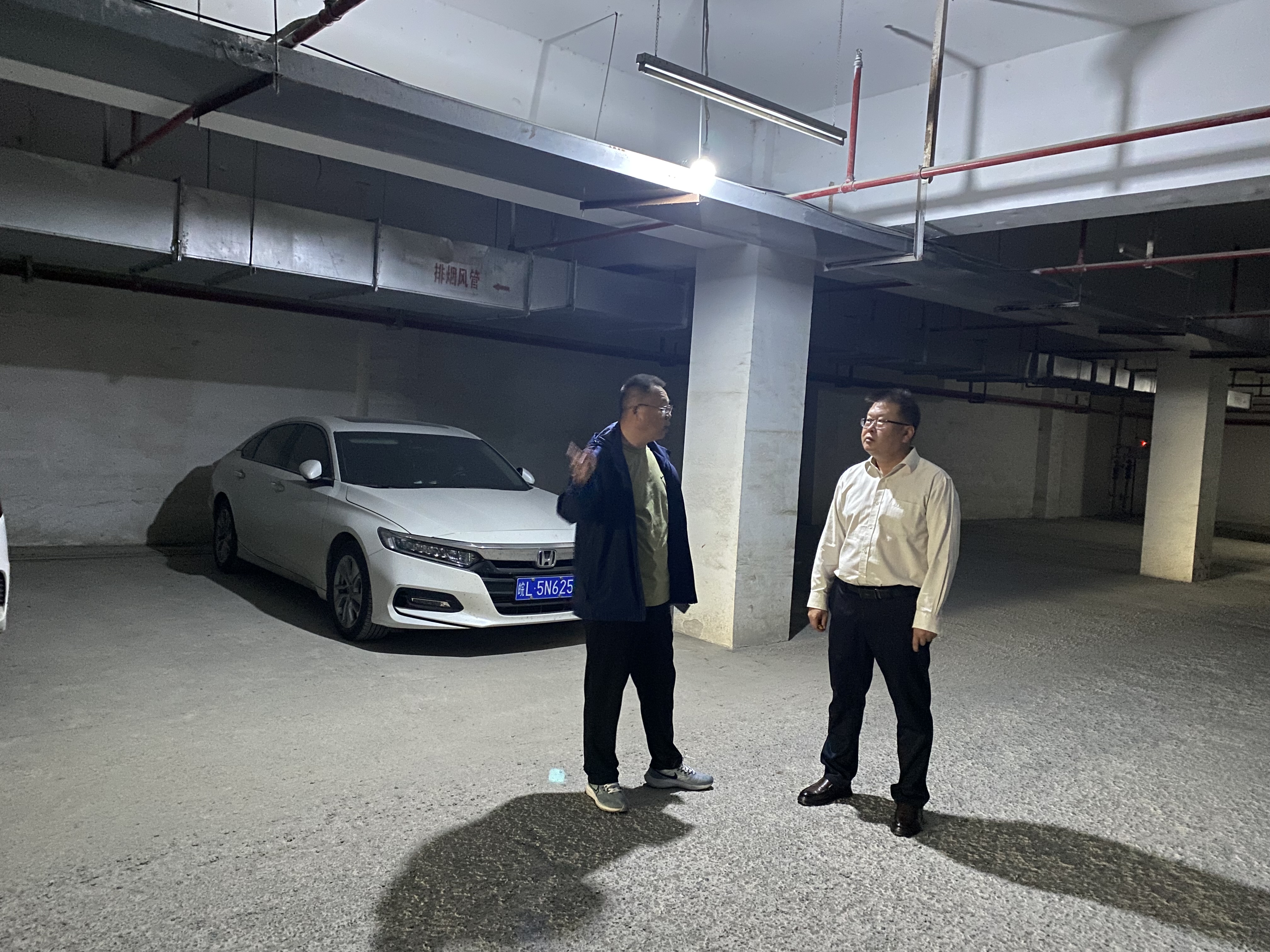 梁兵深入企业调研(图1)